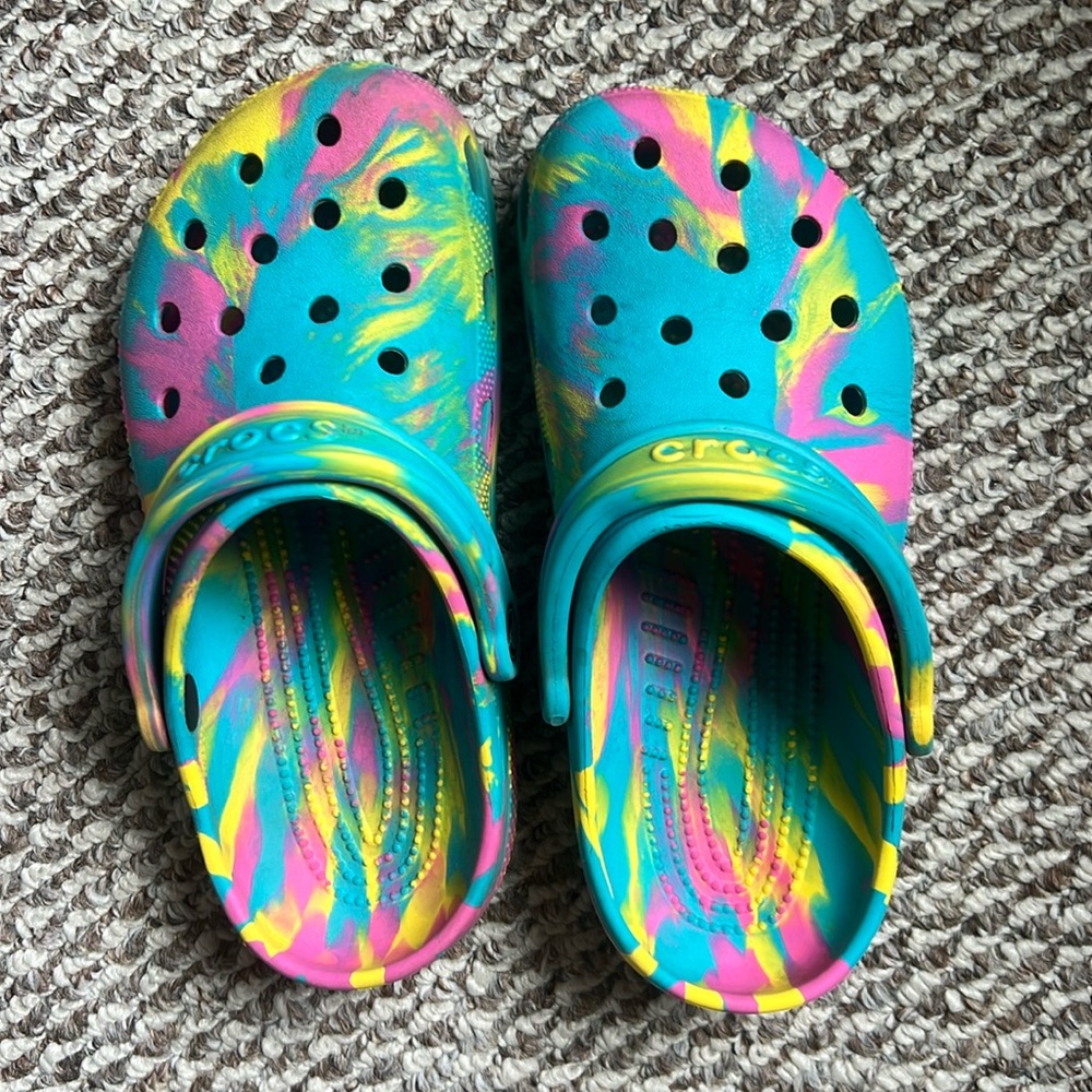 Multi-color CROCS kid size 5 pink, blue, yellow